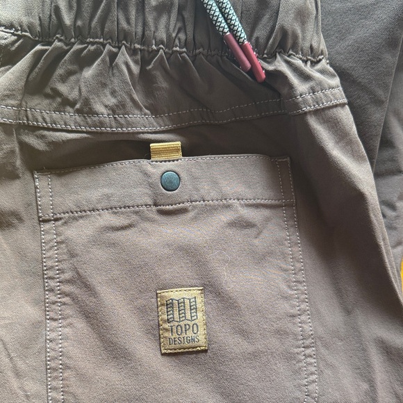 TOPO women’s hiking pants - Picture 7 of 11